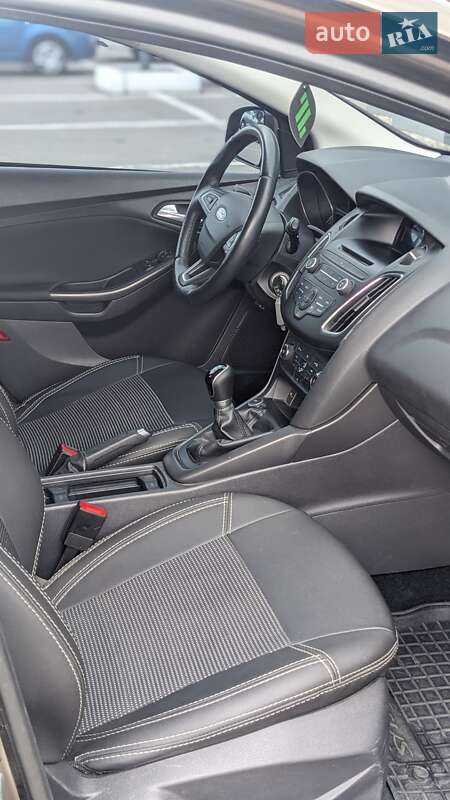 Хетчбек Ford Focus 2016 в Харкові