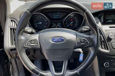 Хэтчбек Ford Focus 2017 в 