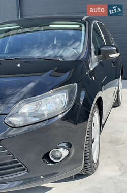 Универсал Ford Focus 2012 в 