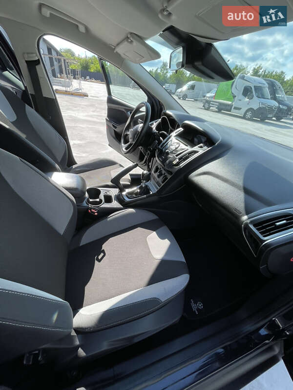 Универсал Ford Focus 2012 в Дубно