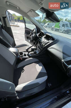 Универсал Ford Focus 2012 в 