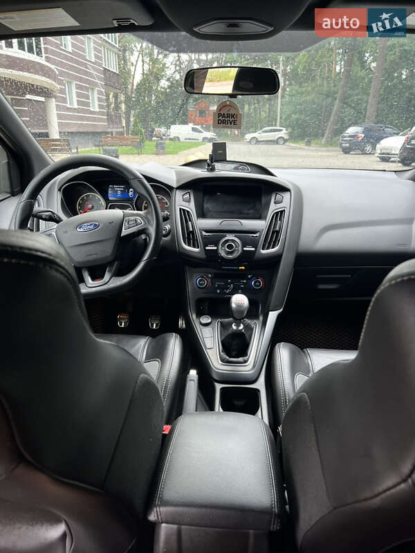 Хэтчбек Ford Focus 2016 в Чернигове фото 12 Хэтчбек Ford Focus 2016 в Чернигове