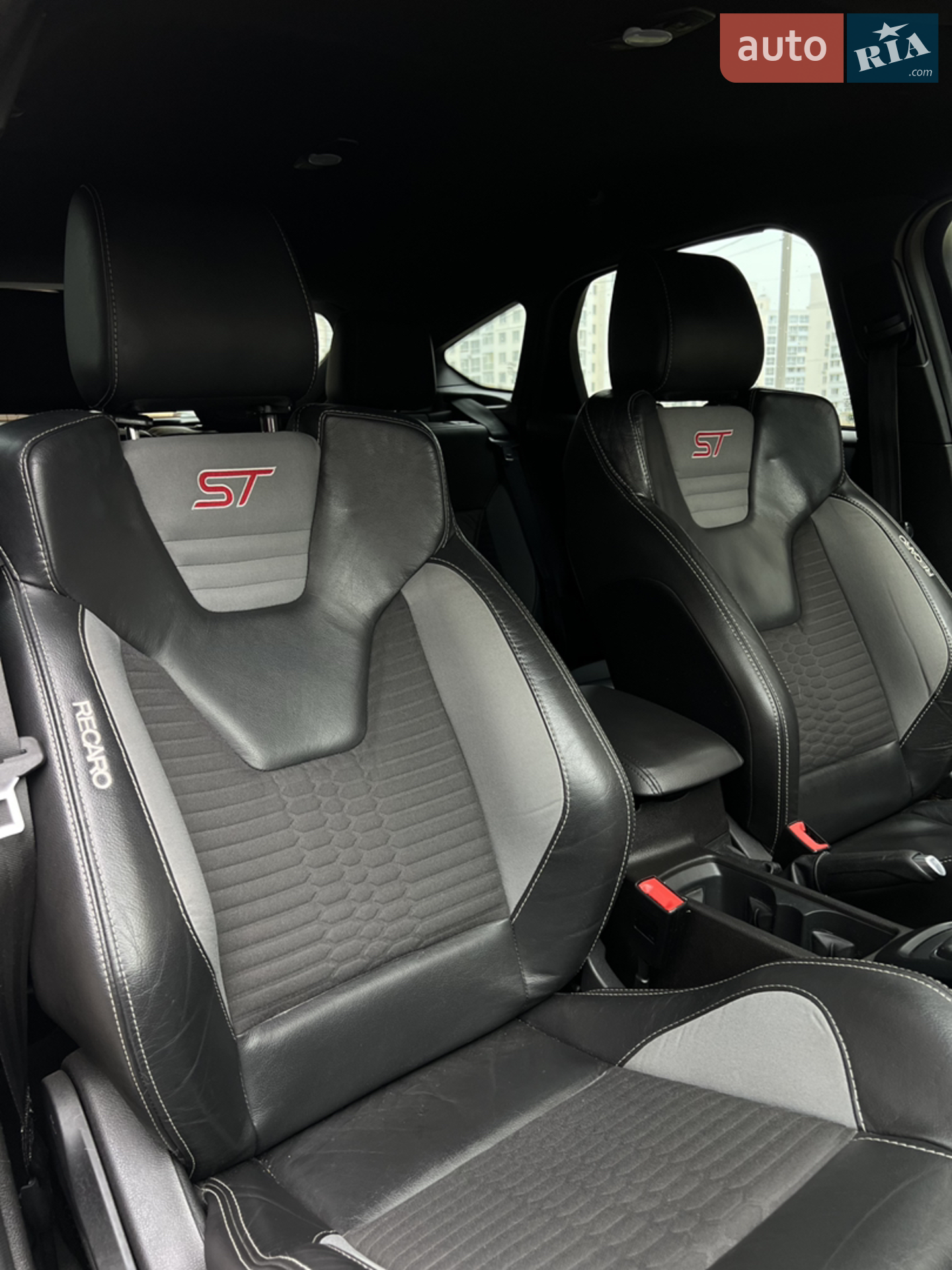 2016 Ford Focus - мініатюра 18