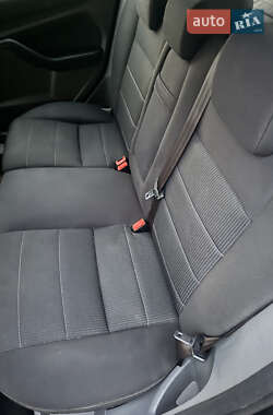 Универсал Ford Focus 2010 в 