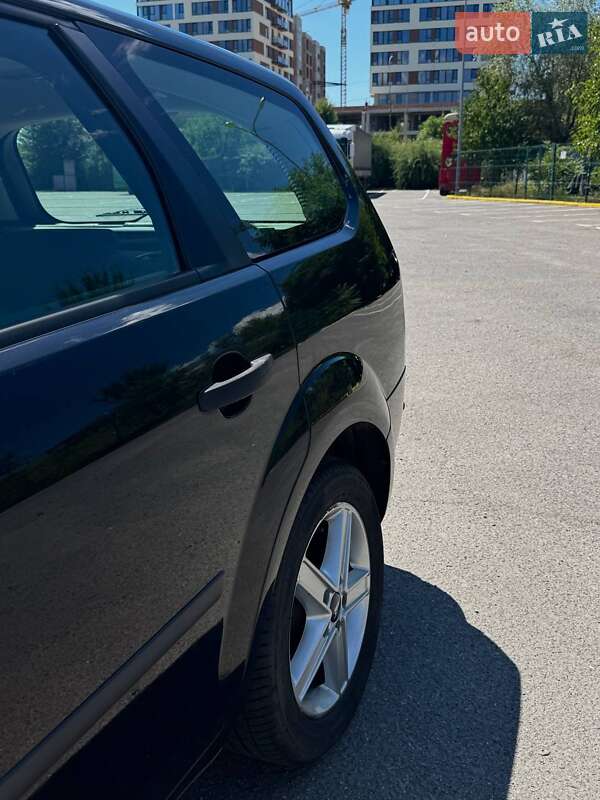 Універсал Ford Focus 2005 в Ужгороді