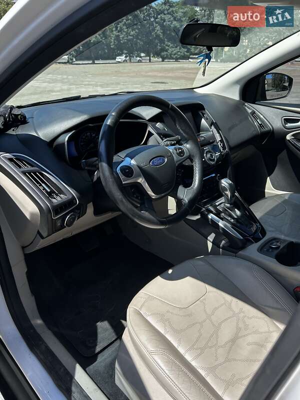 Хэтчбек Ford Focus 2012 в Черноморске