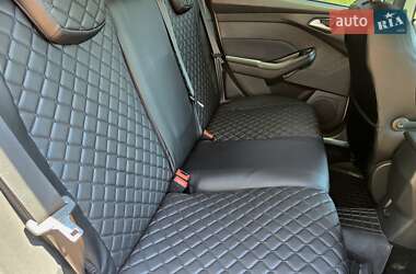 Универсал Ford Focus 2012 в 