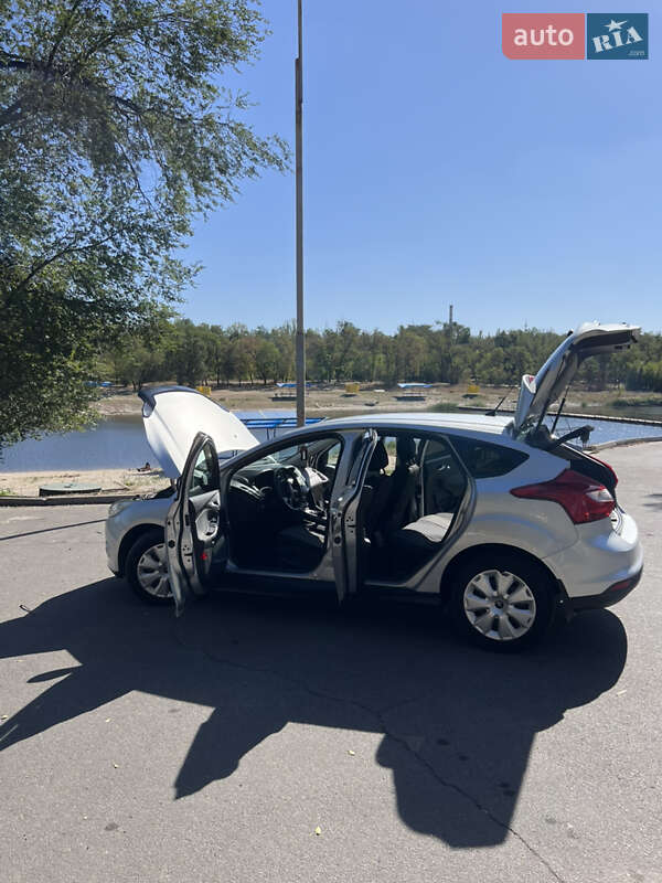Хэтчбек Ford Focus 2011 в Кривом Роге