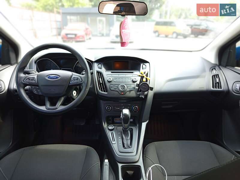 Хэтчбек Ford Focus 2016 в Киеве