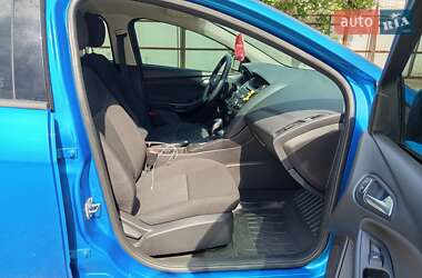 Хэтчбек Ford Focus 2016 в 