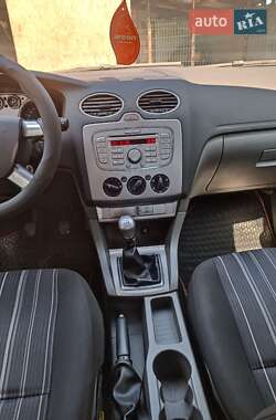 Седан Ford Focus 2008 в 