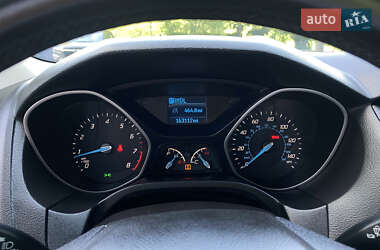 Седан Ford Focus 2014 в 