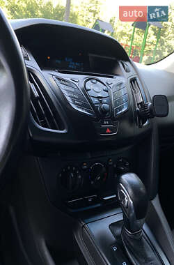Седан Ford Focus 2014 в 