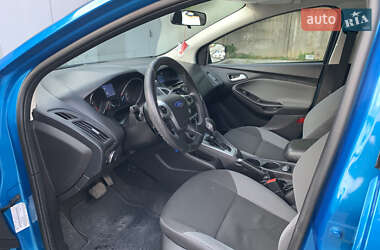 Хэтчбек Ford Focus 2014 в 