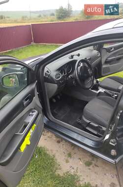 Универсал Ford Focus 2010 в 