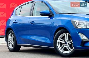 Хэтчбек Ford Focus 2020 в 