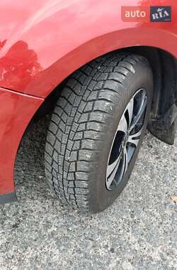 Хэтчбек Ford Focus 2006 в 