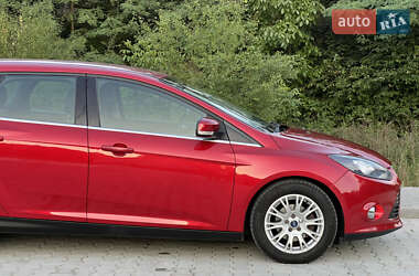 Универсал Ford Focus 2012 в 