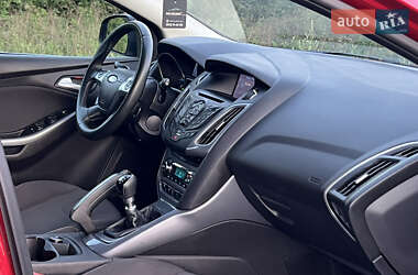 Универсал Ford Focus 2012 в 