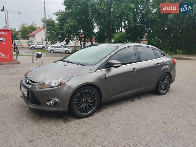 Седан Ford Focus 2013 в 