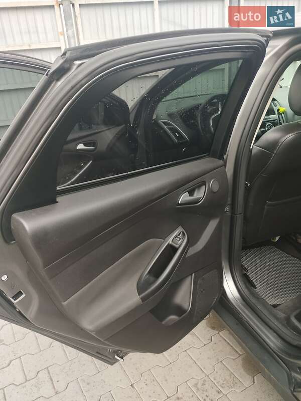 Седан Ford Focus 2013 в Львове