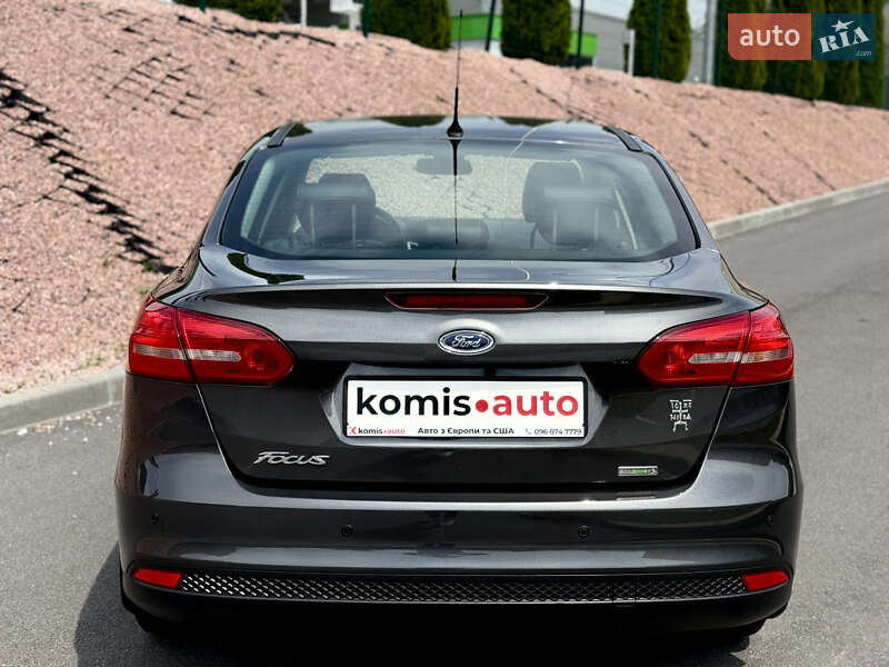 Седан Ford Focus 2015 в Виннице