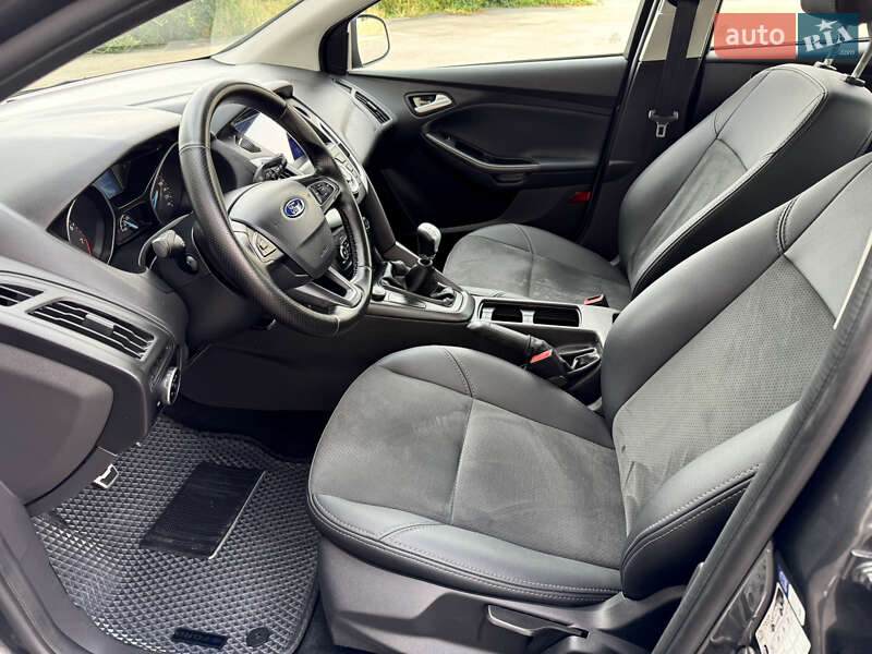 Седан Ford Focus 2015 в Виннице