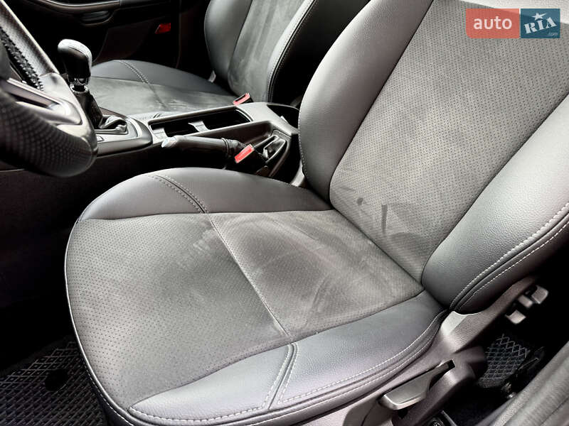 Седан Ford Focus 2015 в Виннице