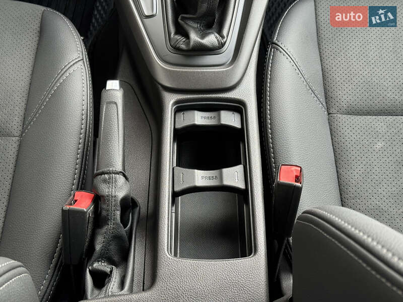 Седан Ford Focus 2015 в Виннице