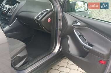 Универсал Ford Focus 2014 в 