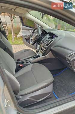 Универсал Ford Focus 2012 в 