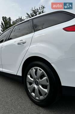 Универсал Ford Focus 2011 в 