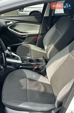 Универсал Ford Focus 2011 в 