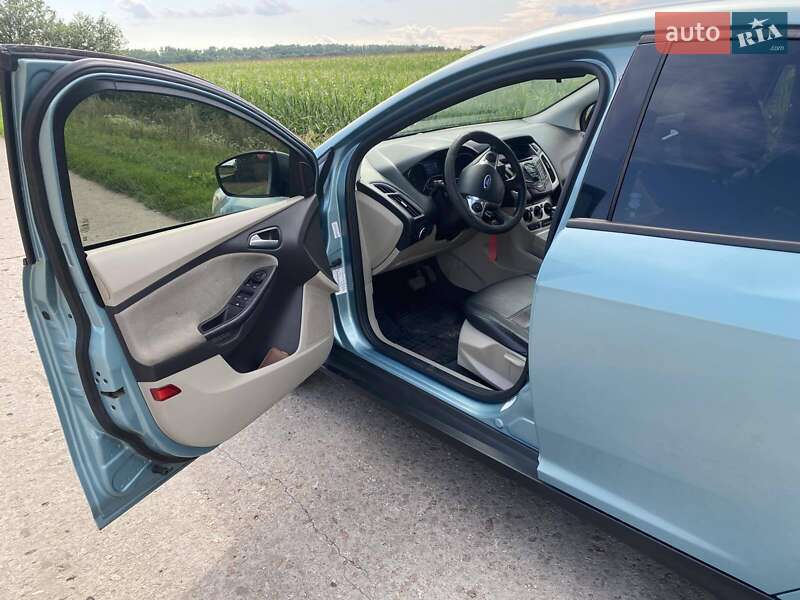 Седан Ford Focus 2011 в Варве фото 13 Седан Ford Focus 2011 в Варве