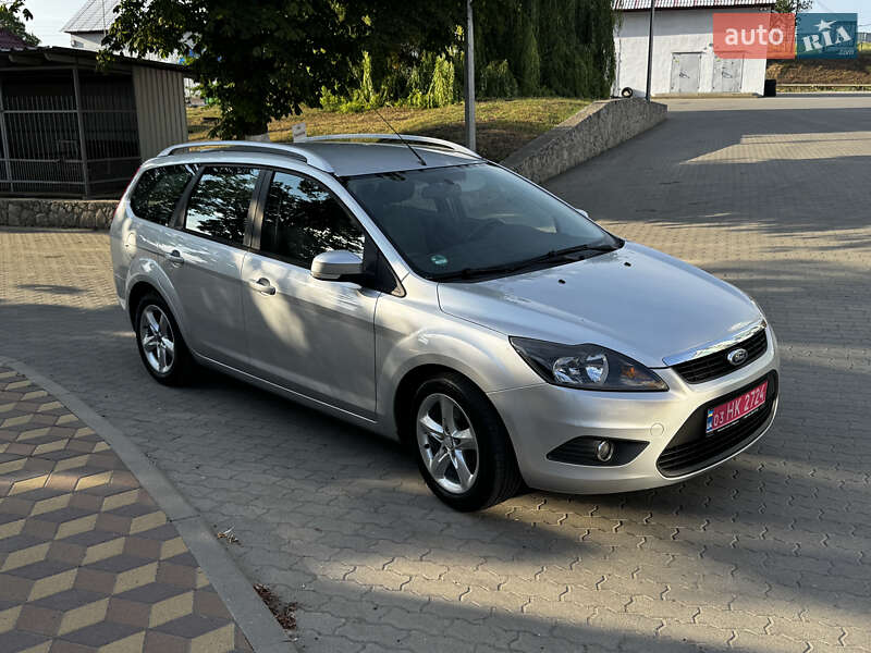 Универсал Ford Focus 2010 в Великой Багачке