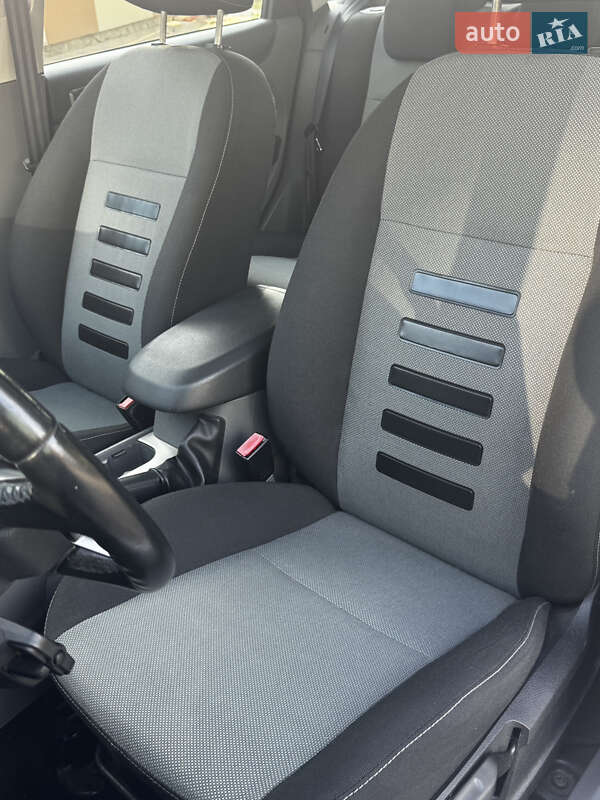 Универсал Ford Focus 2010 в Великой Багачке