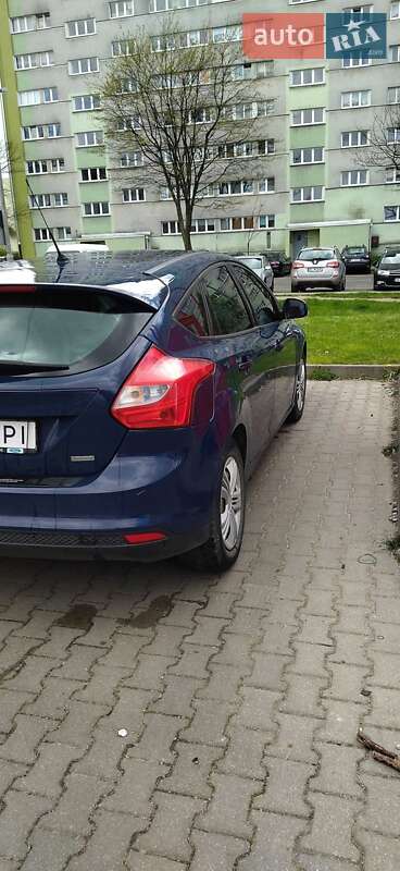 Хэтчбек Ford Focus 2014 в Запорожье