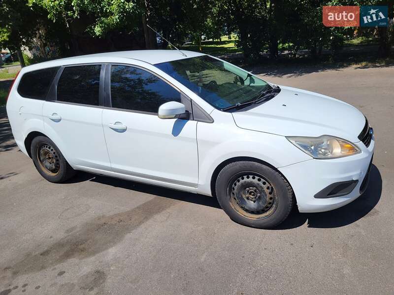 Ford Focus 2010