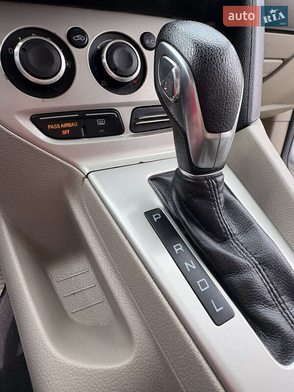 Седан Ford Focus 2012 в Черновцах