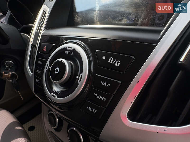 Седан Ford Focus 2012 в Черновцах