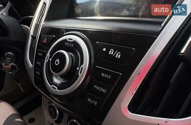 Седан Ford Focus 2012 в 
