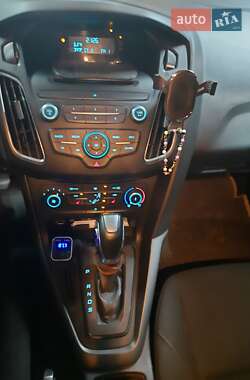 Хэтчбек Ford Focus 2018 в 