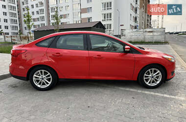 Седан Ford Focus 2015 в 