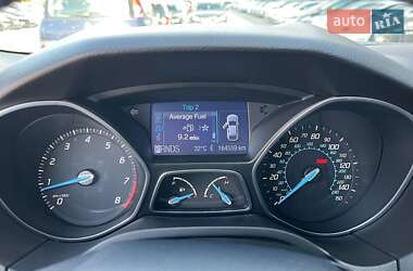 Хэтчбек Ford Focus 2012 в 