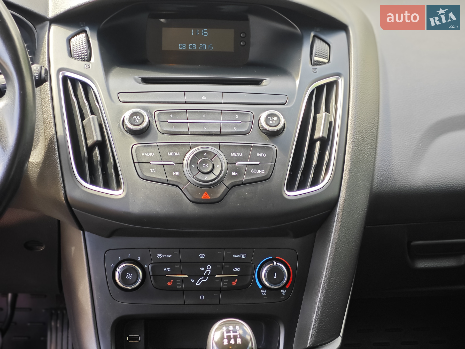 2015 Ford Focus - мініатюра 27