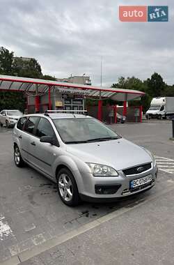Универсал Ford Focus 2006 в Новояворовске