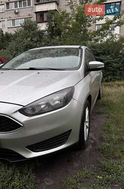 Седан Ford Focus 2016 в 