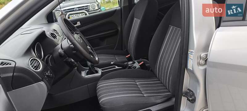 Седан Ford Focus 2008 в Мукачево