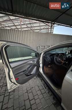 Седан Ford Focus 2017 в 