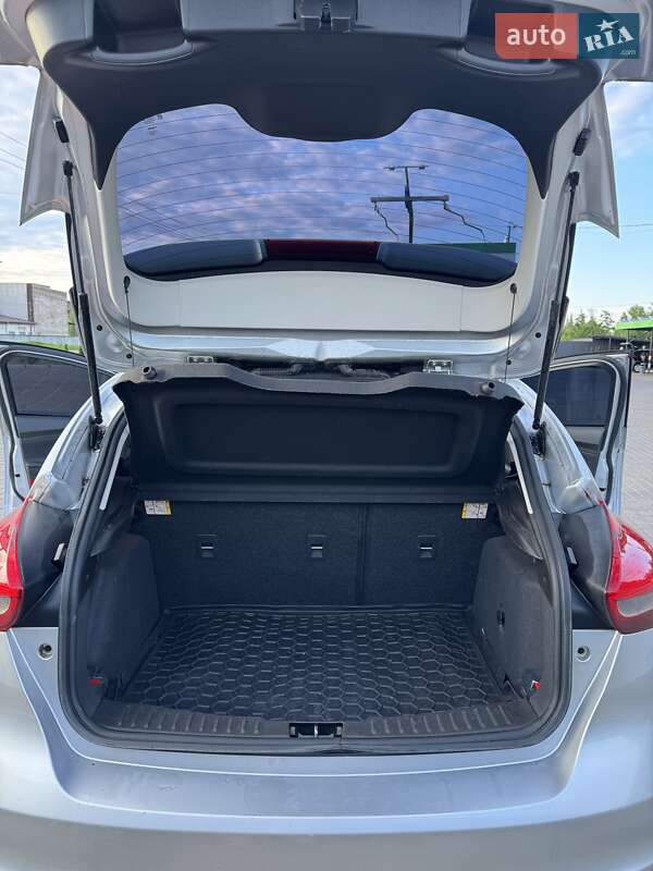 Хэтчбек Ford Focus 2016 в Шептицькому фото 5 Хэтчбек Ford Focus 2016 в Шептицькому